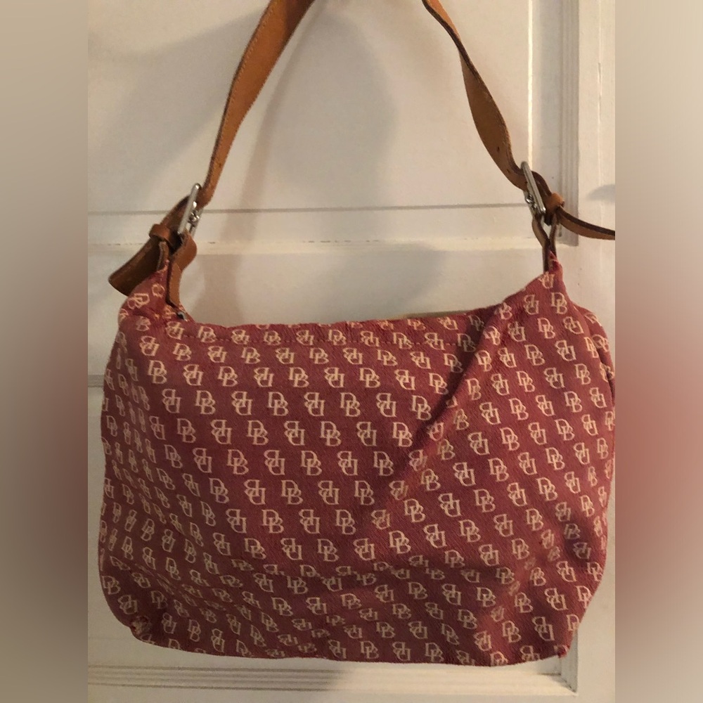 Dooney and Bourke purse